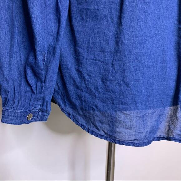 J Crew dark blue chambray popover button top size 2 - Picture 8 of 12